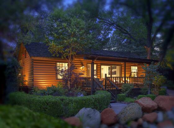 L'Auberge de Sedona allows check-in for 18 year-old guests