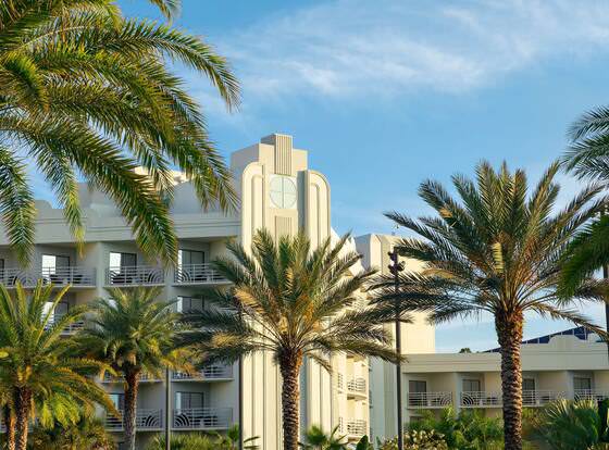 Hilton Orlando Buena Vista Palace Disney Springs Area allows check-in for 18 year-old guests