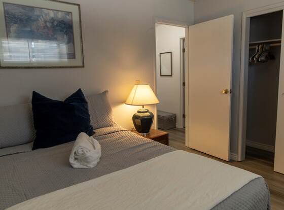 Updated and Clean 2-bedroom in San Jose allows check-in for 18 year-old guests