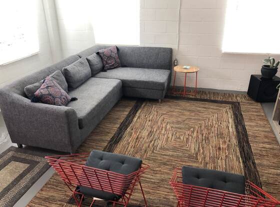 Modern, Spacious 2-bed Casa Sol - Prime Location allows check-in for 18 year-old guests