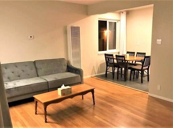 3424 Entire 1br Apt/house in El Cerrito Plaza allows check-in for 18 year-old guests