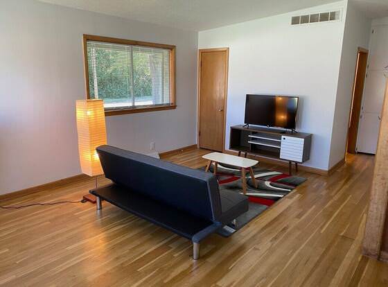 Brand New 2BR Home in Salina allows check-in for 18 year-old guests