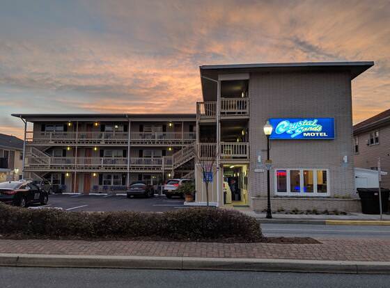 Crystal Sands Motel allows check-in for 18 year-old guests