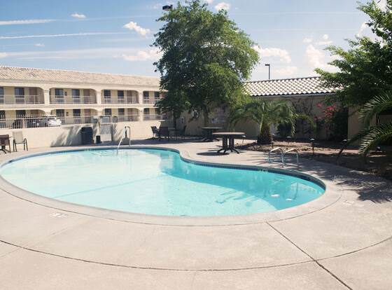 Rio del Sol Inn allows check-in for 18 year-old guests