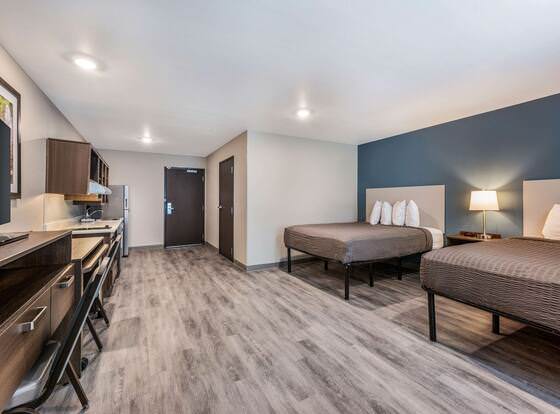 WoodSpring Suites Linden allows check-in for 18 year-old guests