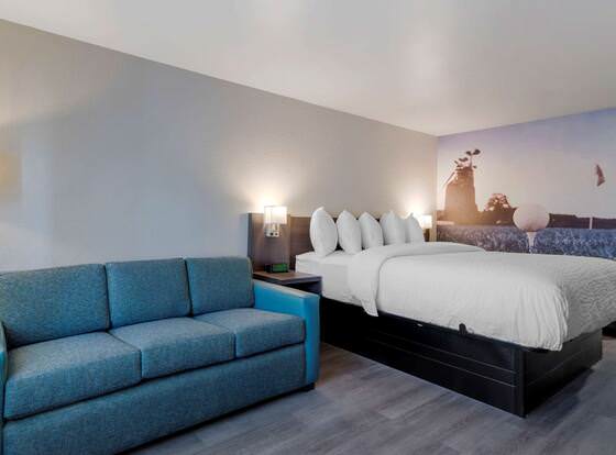 Clarion Pointe McDonough allows check-in for 18 year-old guests