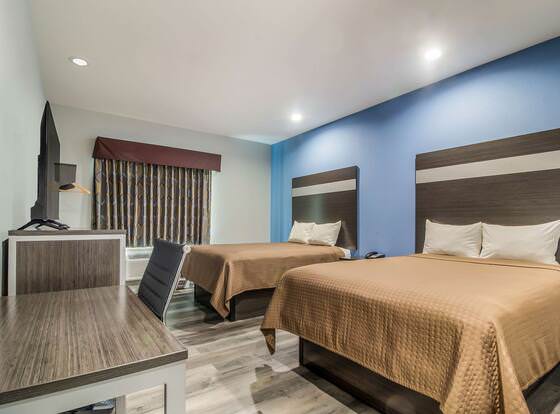 Studio 6 Deer Park, TX allows check-in for 18 year-old guests