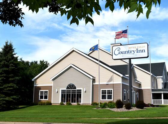 Country Inn River Falls allows check-in for 18 year-old guests