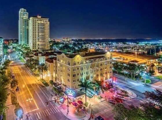 Ponce De Leon Hotel allows check-in for 18 year-old guests