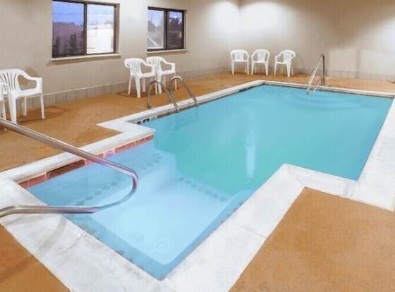 Hotel Domus allows check-in for 18 year-old guests