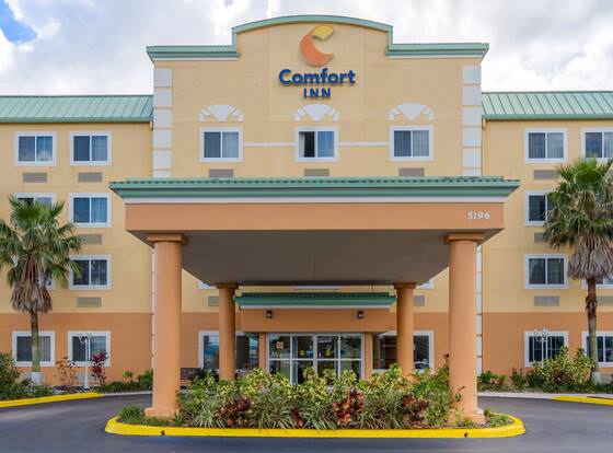 Comfort Inn Kissimmee-Lake Buena Vista South allows check-in for 18 year-old guests