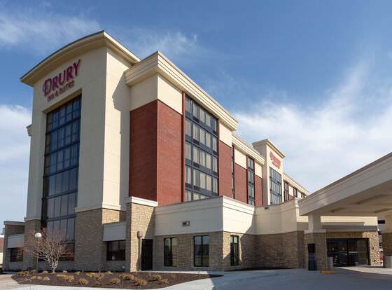 Drury Inn & Suites Kansas City Overland Park allows check-in for 18 year-old guests