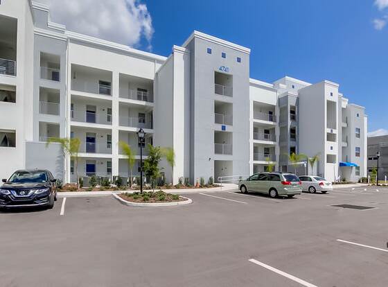 Storey Lake 2 Bedroom Condo! allows check-in for 18 year-old guests