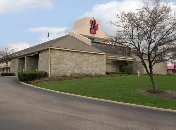 Red Roof Inn Cleveland - Medina allows check-in for 18 year-old guests
