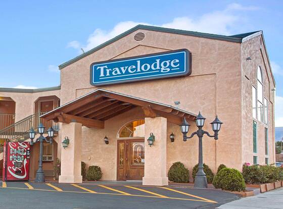 Travelodge by Wyndham Bishop allows check-in for 18 year-old guests