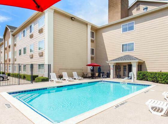 Suburban Studios Lewisville allows check-in for 18 year-old guests