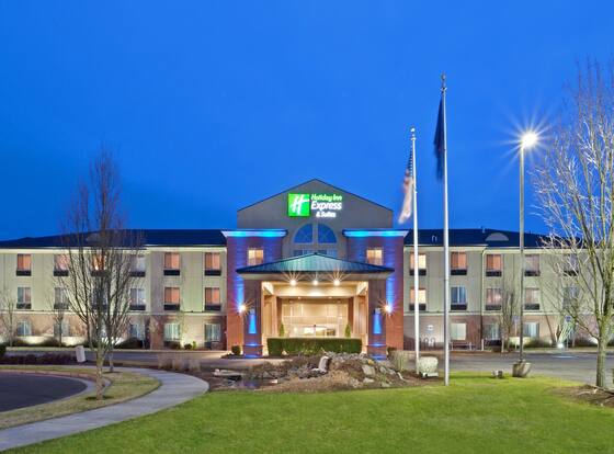 Holiday Inn Express & Suites Albany, an IHG Hotel allows check-in for 18 year-old guests