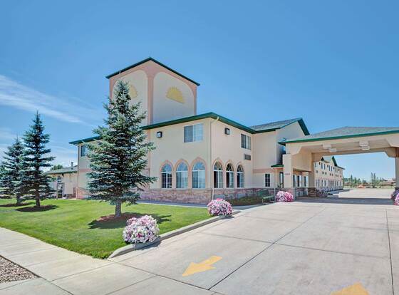 Days Inn by Wyndham Laramie allows check-in for 18 year-old guests