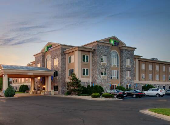 Holiday Inn Express Hotel & Suites Saginaw, an IHG Hotel allows check-in for 18 year-old guests