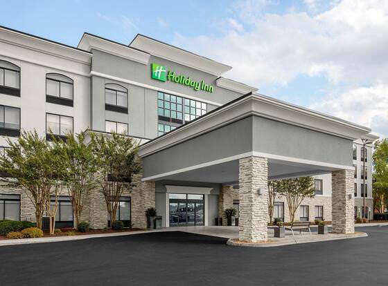 Holiday Inn Cleveland, an IHG Hotel allows check-in for 18 year-old guests