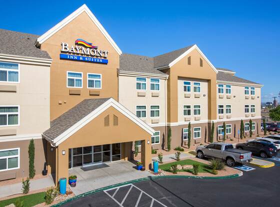 Baymont by Wyndham Albuquerque Airport allows check-in for 18 year-old guests