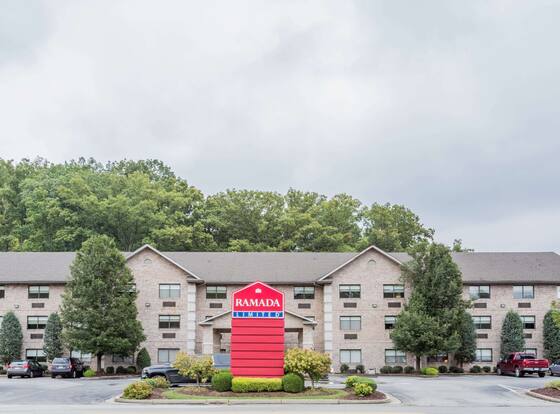 Ramada Limited Huntington allows check-in for 18 year-old guests