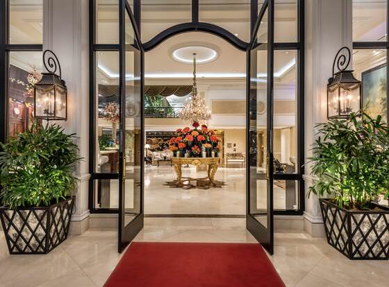 Beverly Hills Plaza Hotel & Spa allows check-in for 18 year-old guests