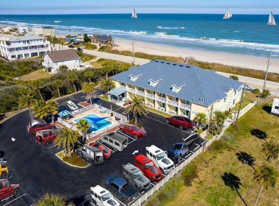 Ocean Sands Beach Inn allows check-in for 18 year-old guests