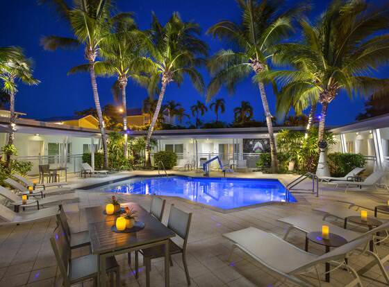 Orchid Key Inn - Adults Only allows check-in for 18 year-old guests