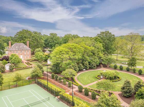 Hilton Vacation Club The Historic Powhatan Williamsburg allows check-in for 18 year-old guests