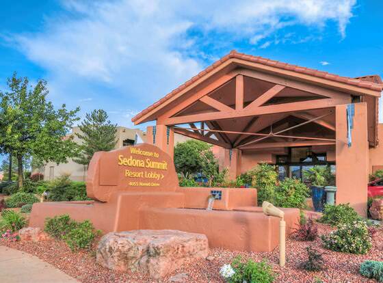 Hilton Vacation Club Sedona Summit allows check-in for 18 year-old guests