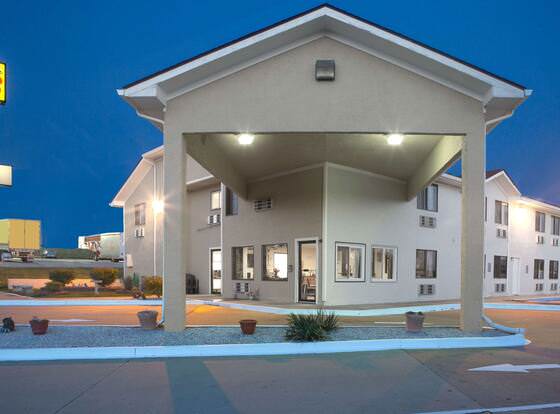 Super 8 by Wyndham Boonville allows check-in for 18 year-old guests