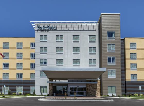 Fairfield by Marriott Inn & Suites Sandusky allows check-in for 18 year-old guests