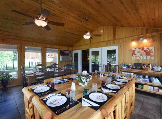 Bad Rock Bed and Breakfast Inn allows check-in for 18 year-old guests