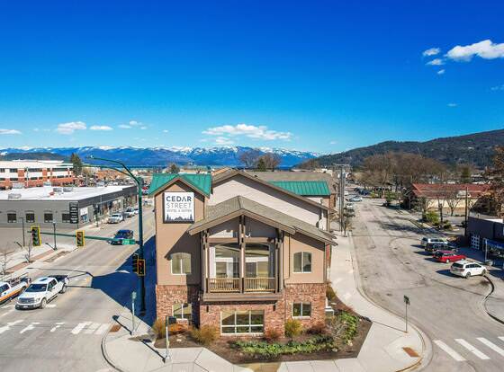 Cedar Street Hotel and Suites allows check-in for 18 year-old guests