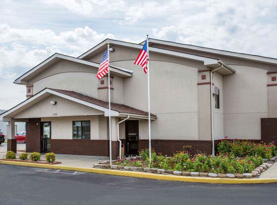 Super 8 by Wyndham Franklin allows check-in for 18 year-old guests