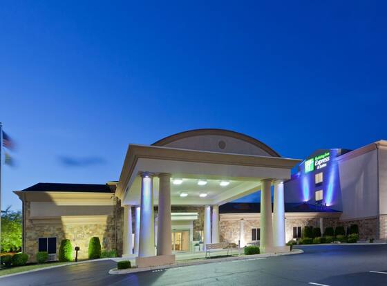 Holiday Inn Express Hotel & Suites Christiansburg, an IHG Hotel allows check-in for 18 year-old guests