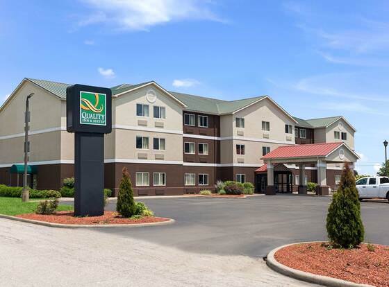 Quality Inn & Suites allows check-in for 18 year-old guests