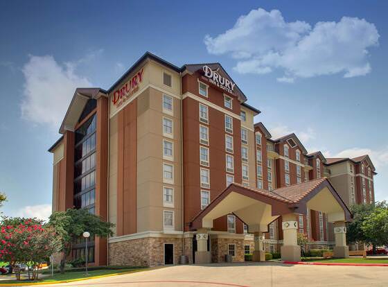 Drury Inn & Suites San Antonio Northwest Medical Center allows check-in for 18 year-old guests