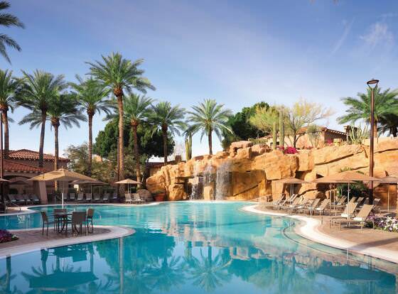 Sheraton Desert Oasis Villas, Scottsdale allows check-in for 18 year-old guests