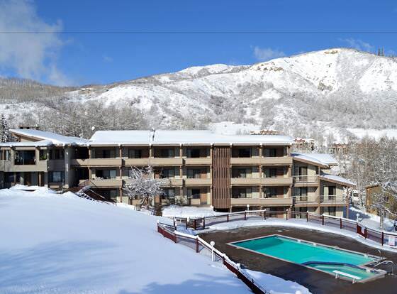 Pokolodi Lodge allows check-in for 18 year-old guests