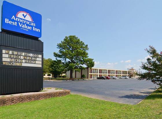 Americas Best Value Inn Wilson allows check-in for 18 year-old guests