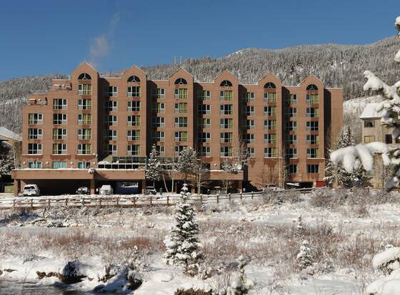 Hyatt Place Keystone allows check-in for 18 year-old guests