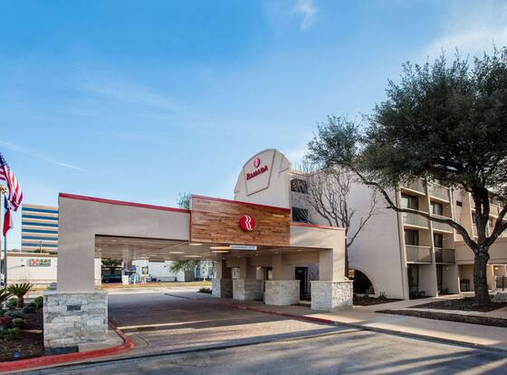 Ramada by Wyndham Austin South allows check-in for 18 year-old guests