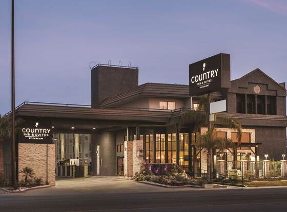 Country Inn & Suites by Radisson, Bakersfield, CA allows check-in for 18 year-old guests