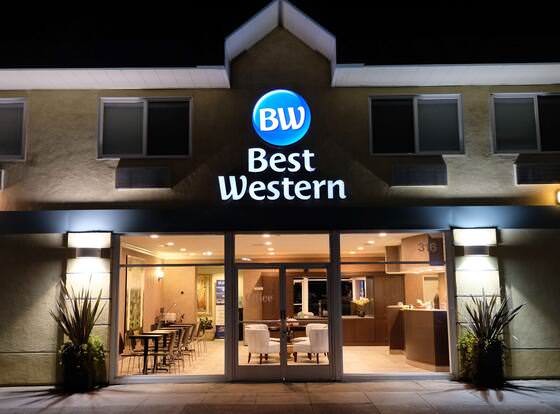 Best Western Inn allows check-in for 18 year-old guests