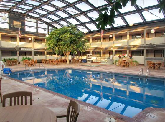 Clarion Inn allows check-in for 18 year-old guests