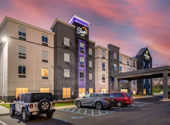 Sleep Inn allows check-in for 18 year-old guests