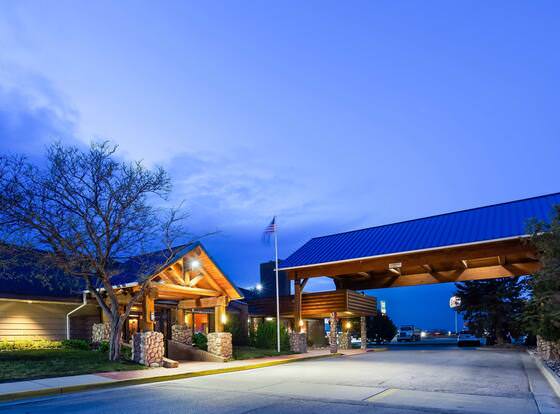 Best Western Tower West Lodge allows check-in for 18 year-old guests