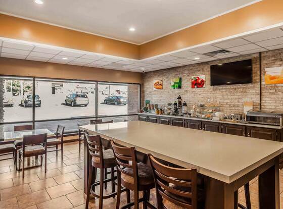 Quality Inn South Boston - Danville East allows check-in for 18 year-old guests